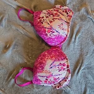 VS very sexy push up bra 34D